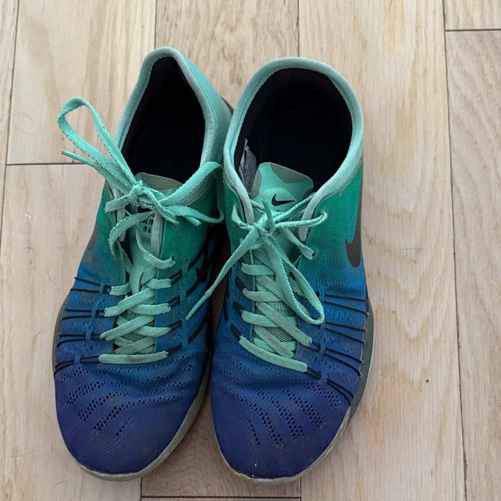 Nike Gradient Blue and Green Sneakers